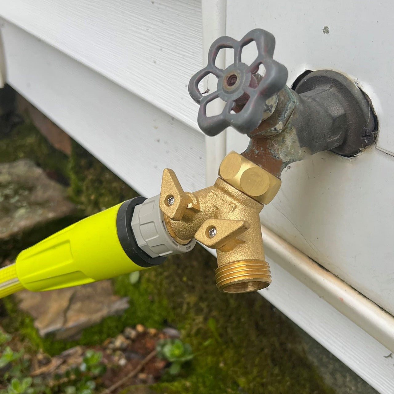 2-Way Faucet Manifold