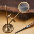Handsome Omnidirectional Desktop Magnifier