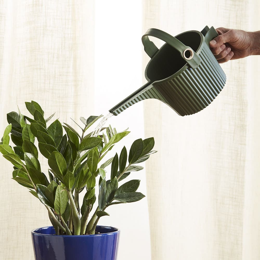 Modern Japanese Indoor Watering Can - 1.5 Liters