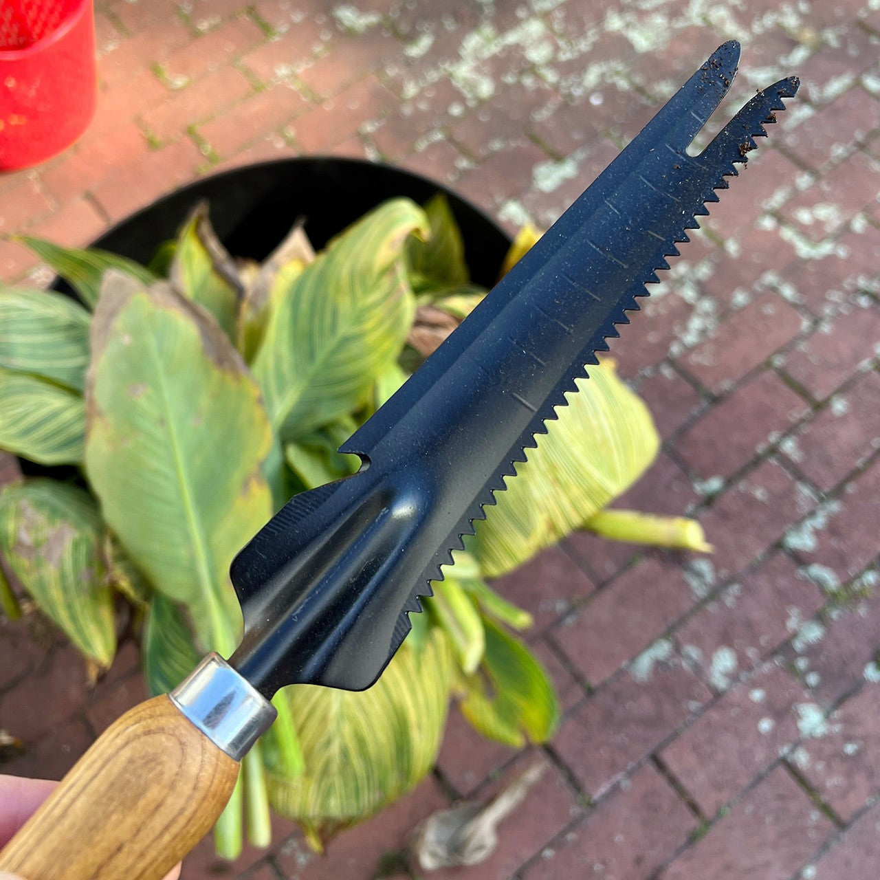 4-in-1 Trowel & Weeder