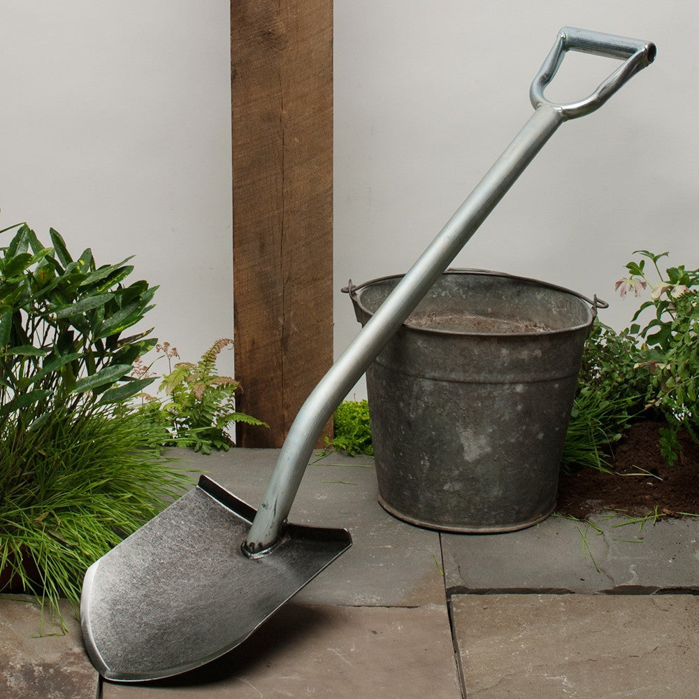 USA Made Pointed Shovel