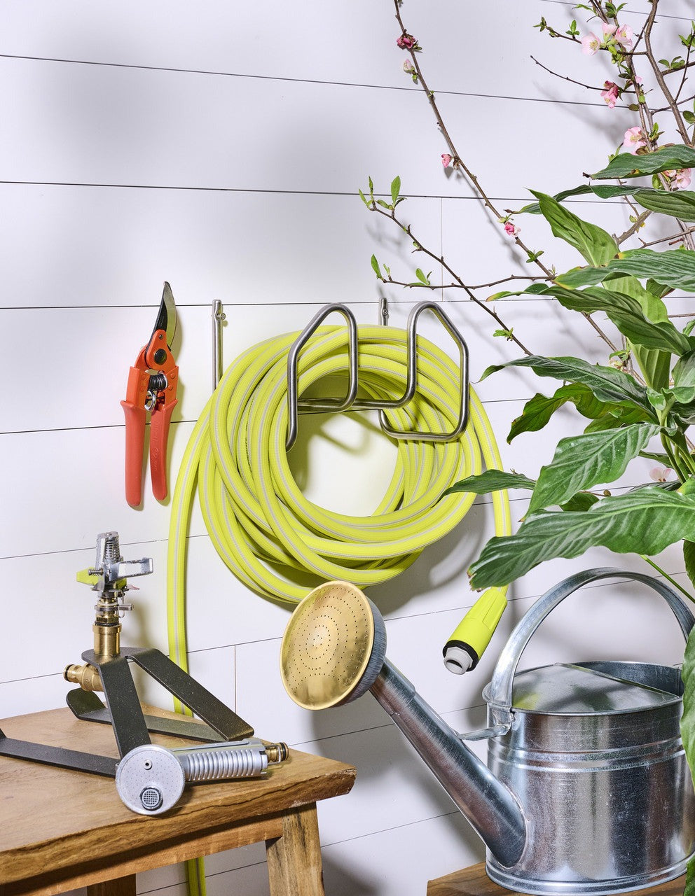 Italian-Made Wide-Area Sprinkler with Metal Sled