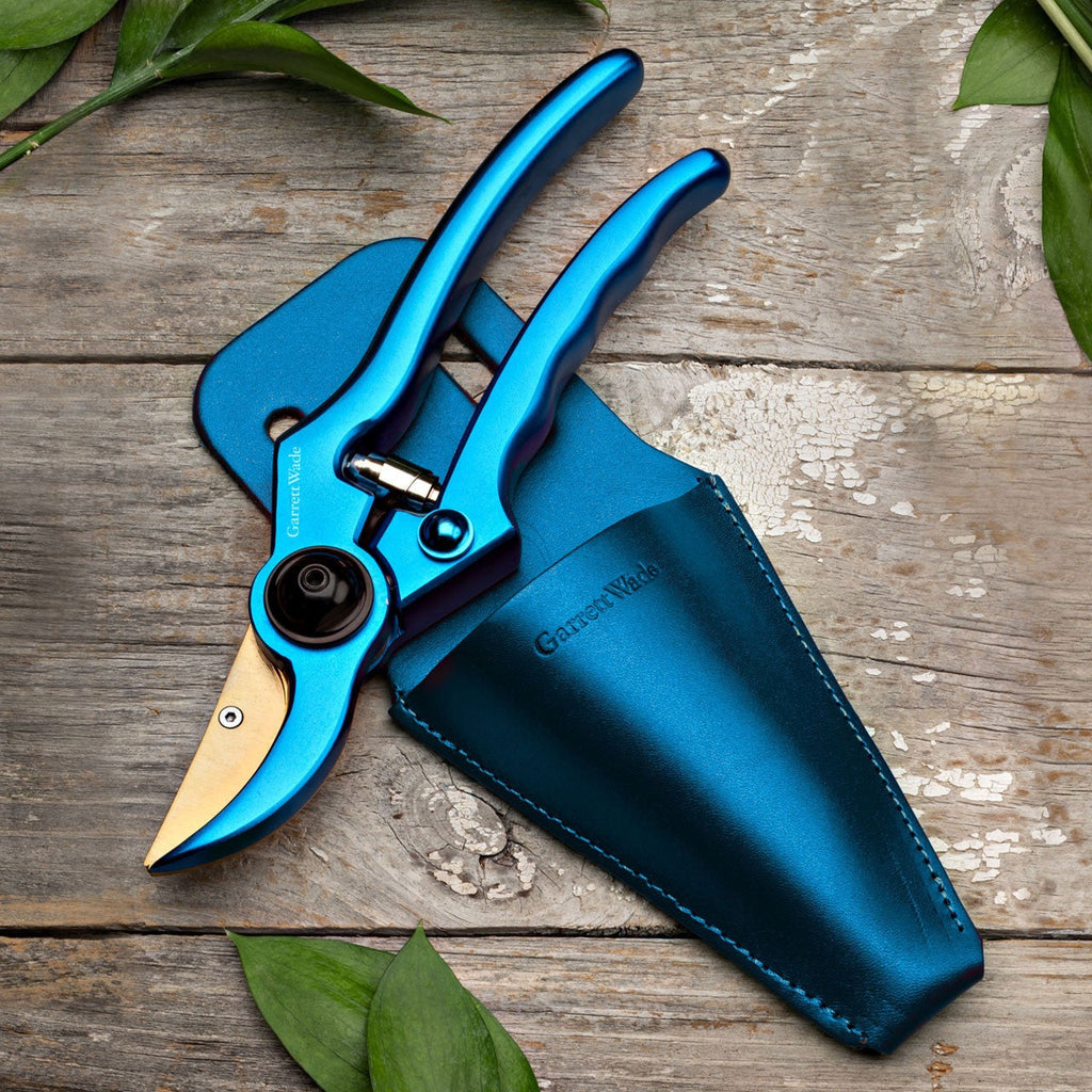 Ultra-Sharp Sky Blue Pruner and Sheath Set