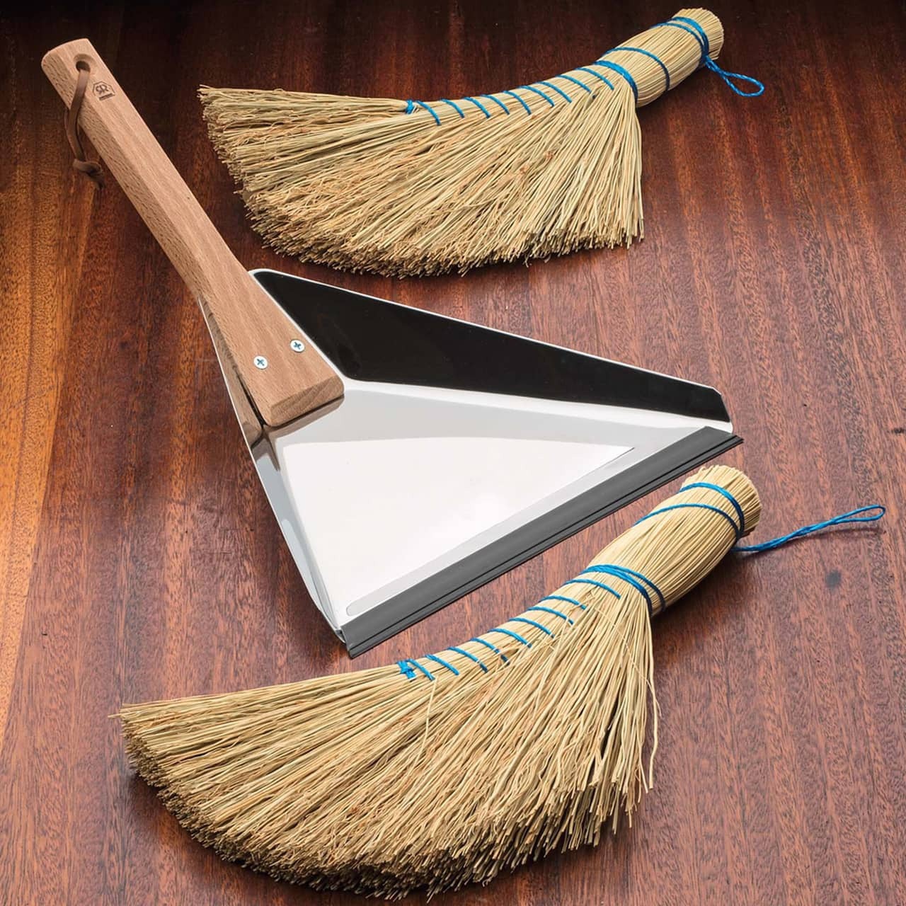 Better Whisk Broom & Dust Pan Set