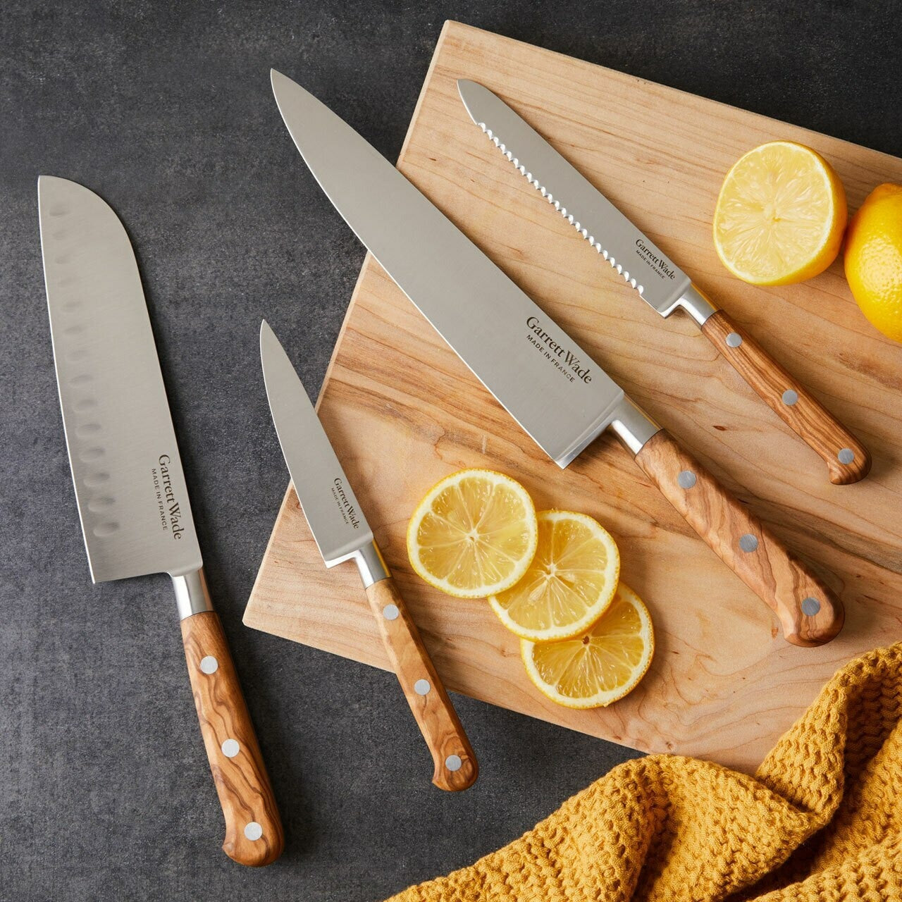 Scalloped Santoku Knife 18cm Olivewood