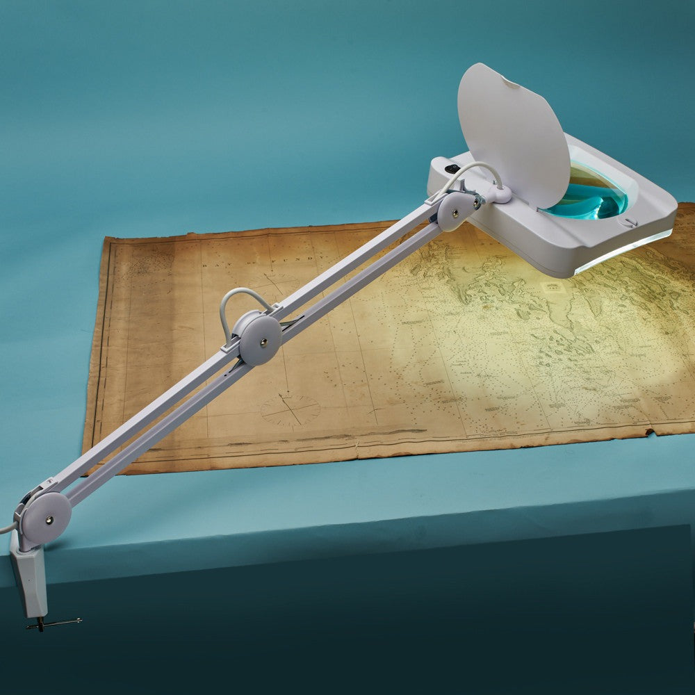 Pro Quality Magnifying Desk Lamp
