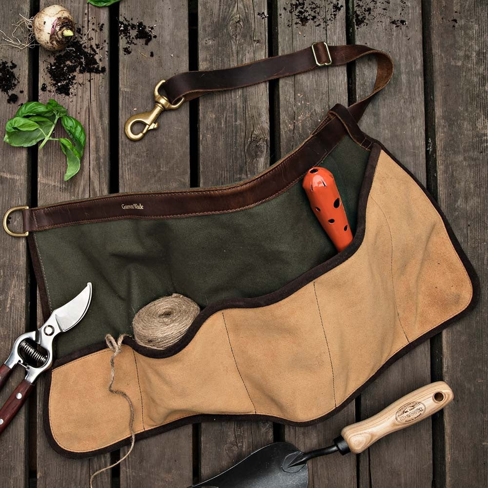 Waist-Level Gardening Apron