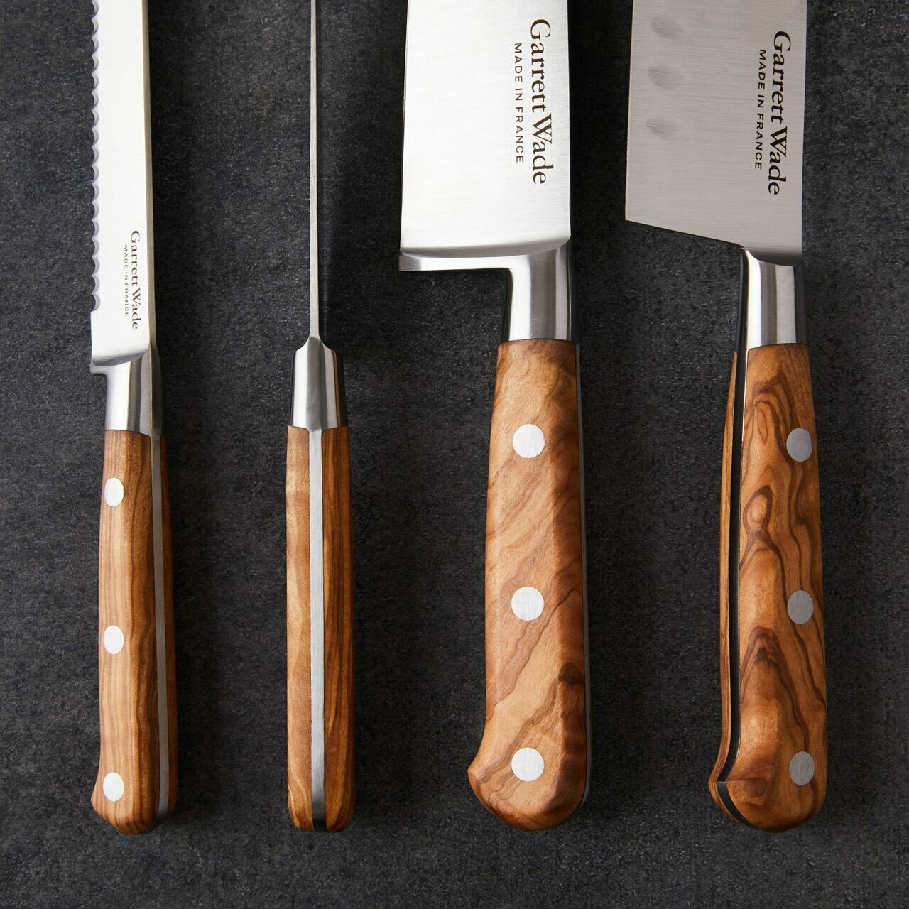 Scalloped Santoku Knife 18cm Olivewood