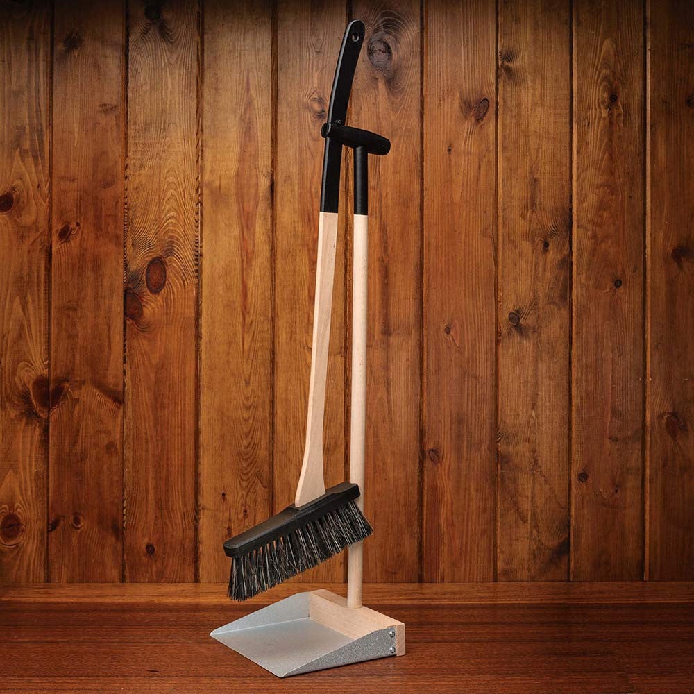 Stand-Up Dustpan and Broom