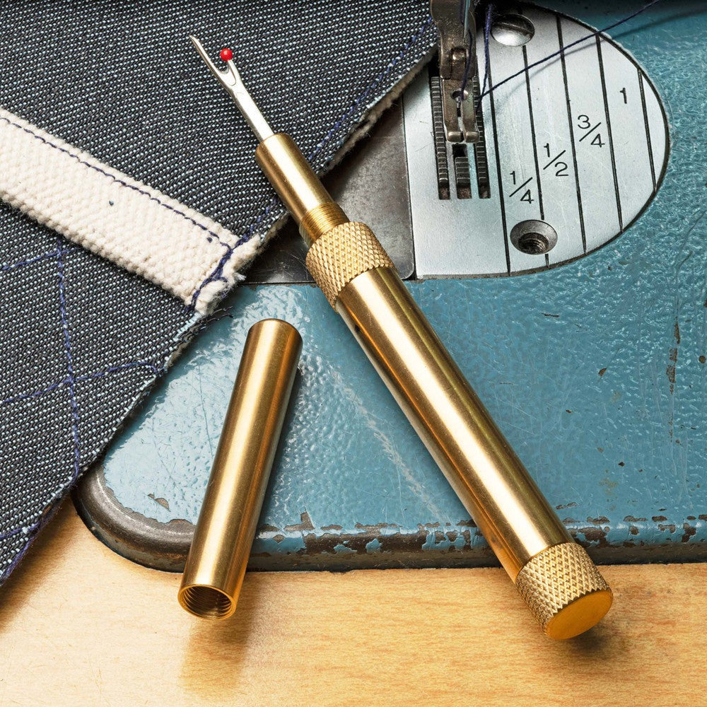 Seam Ripper with Removable Head