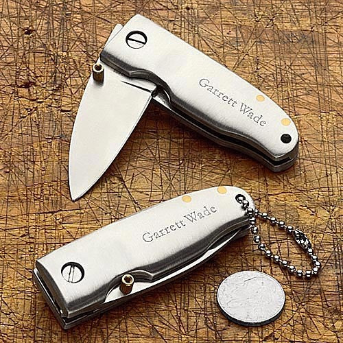 3 Small Pocket Knives